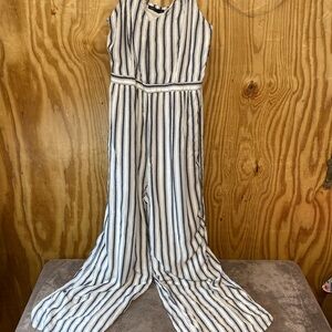 American Eagle Outfitters size XL jumpsuit